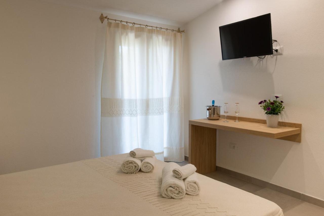 Tarsis Guest House 包内伊 外观 照片