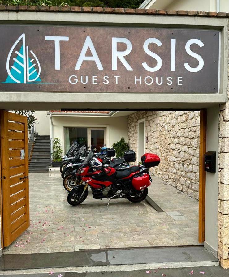 Tarsis Guest House 包内伊 外观 照片